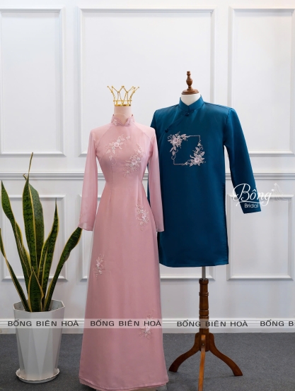 Áo Dài Nữ Hồng Kết Cành Hoa Rơi Trắng 