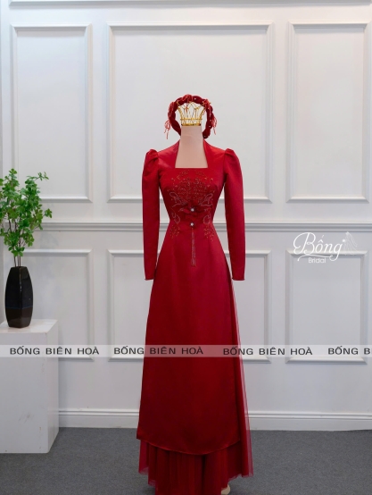 Áo Dài Nữ Đỏ Đô Kết Hỷ Kiểu Tay Phồng Cổ Vuông