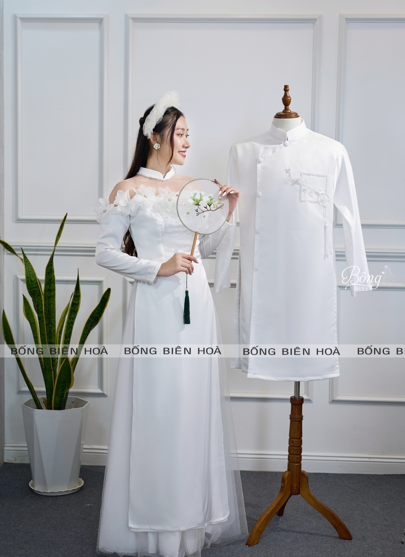 Áo Dài Nữ Trắng Cổ Lưới Kết Hoa 3D ADT216
