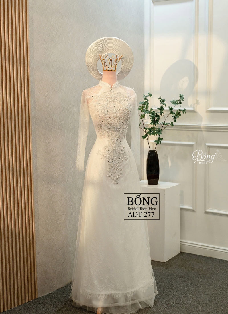 Áo Dài Nữ Trắng Hoạ Tiết Chính Giữa, Tay Kết Ngọc Dọc ADT277