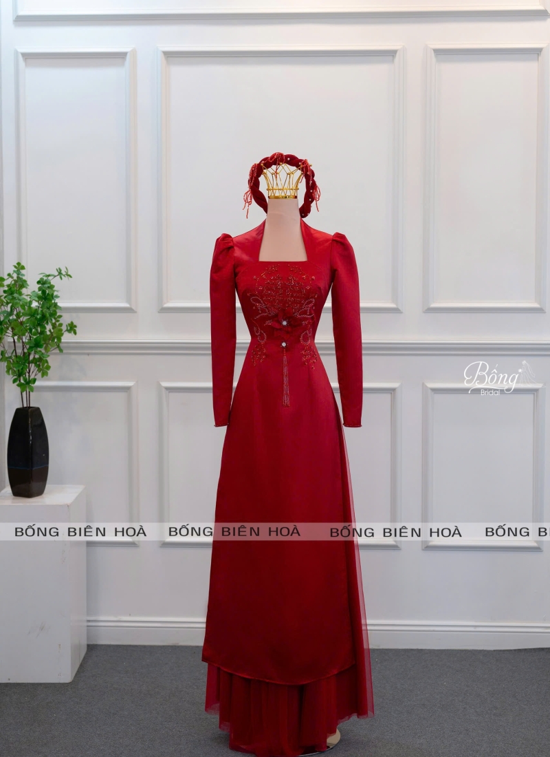 Áo Dài Nữ Đỏ Đô Kết Hỷ Kiểu Tay Phồng Cổ Vuông