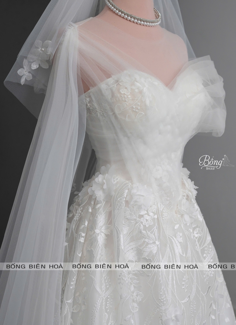 Váy Cưới Full Ren Tay Trễ Vai Lệch VC438